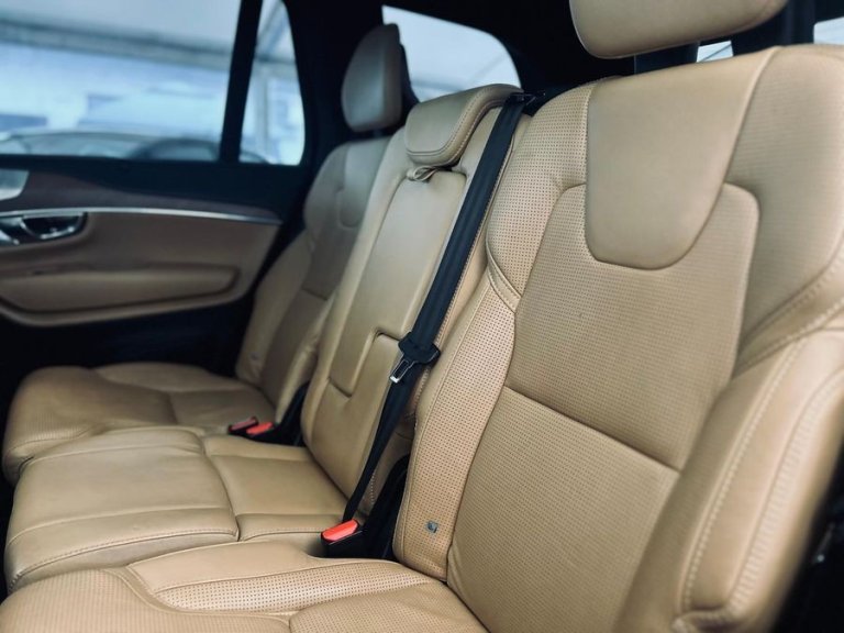 volvo-xc-90-czarne (19)