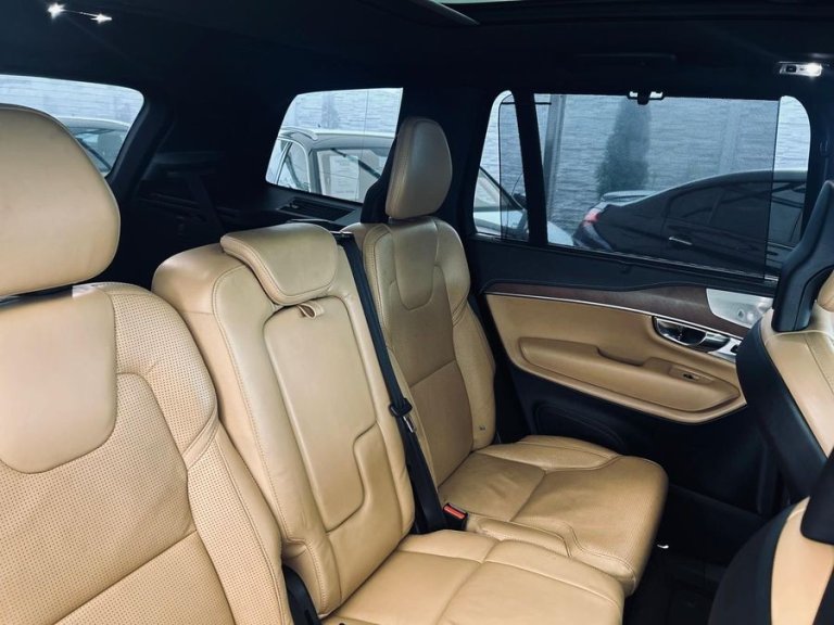 volvo-xc-90-czarne (26)
