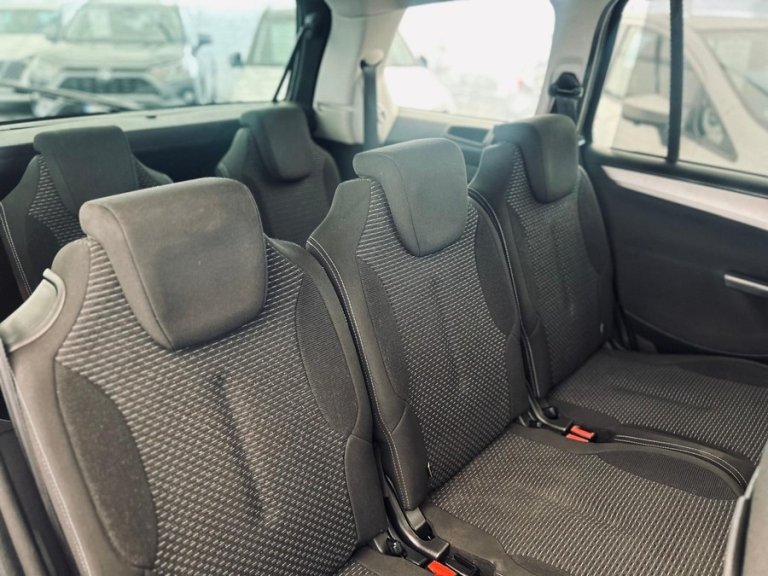 citroen-c4-grand-picasso-05