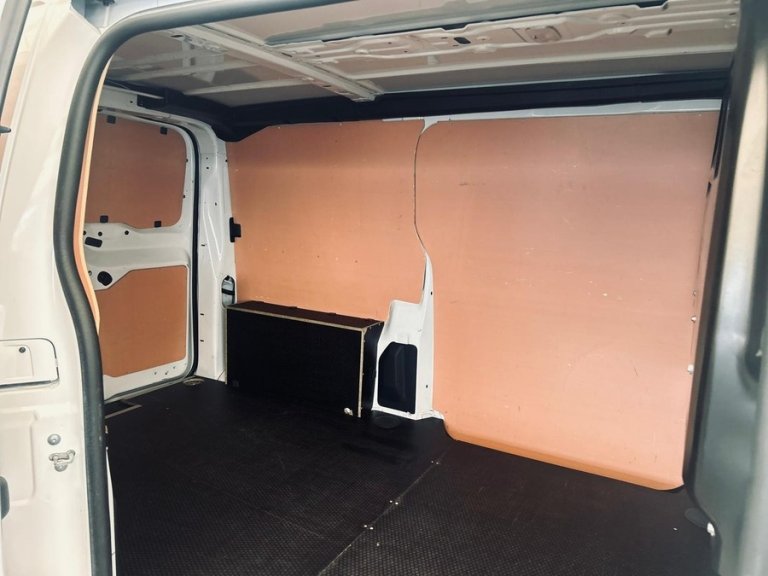 opel vivaro 14