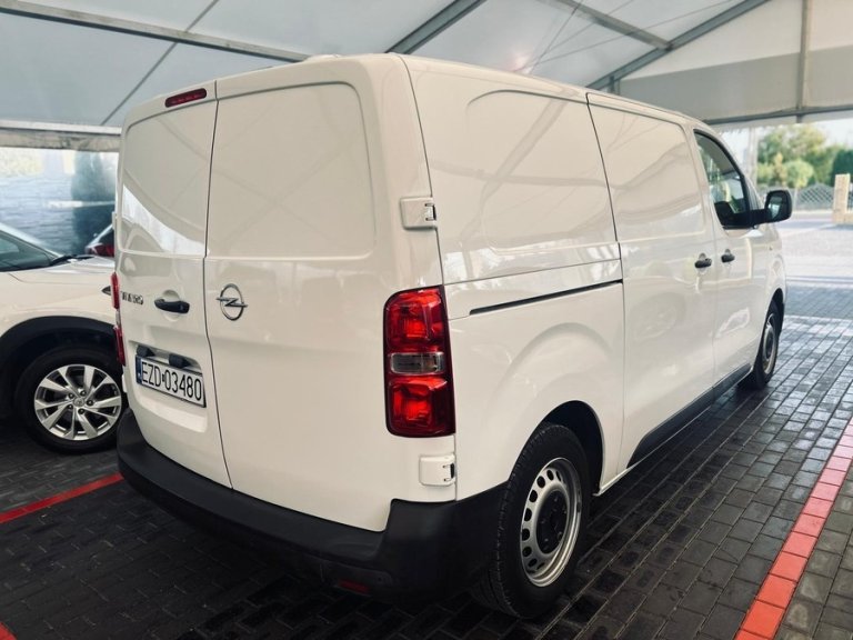 opel vivaro 21