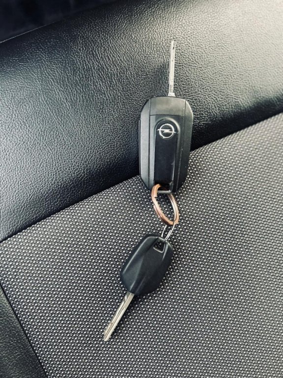 opel vivaro 2