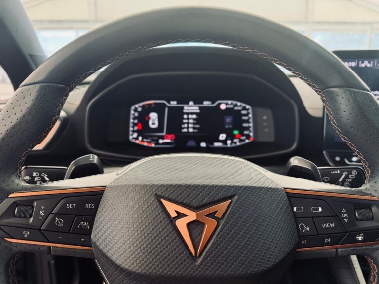 Cupra Formentor IMG-20250524-WA0102