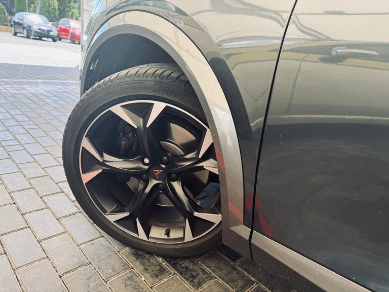 Cupra Formentor IMG-20250524-WA0112