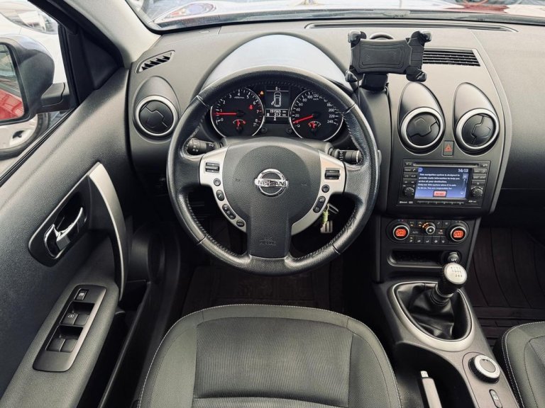 Nissan Qashqai+2 IMG-20250509-WA0055