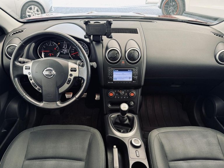 Nissan Qashqai+2 IMG-20250509-WA0058