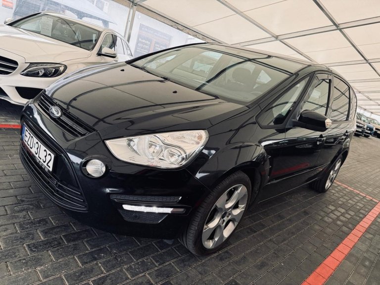 ford s-max img-20250416-wa0146