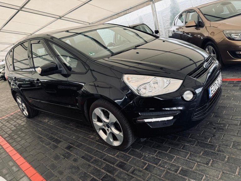 ford s-max img-20250416-wa0151