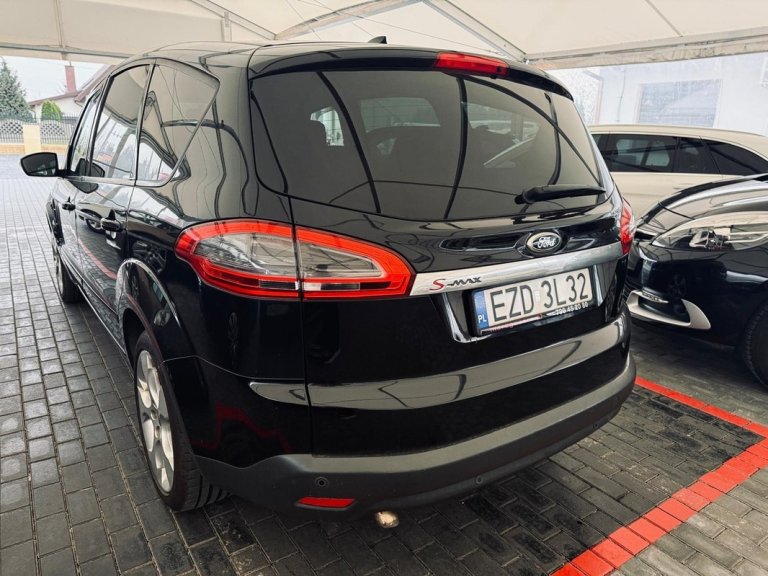 ford s-max img-20250416-wa0156