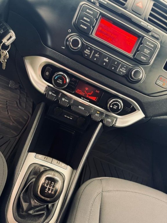 kia rio IMG-20250603-WA0096