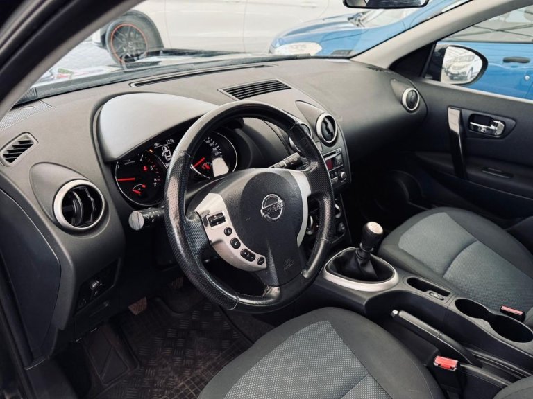 nissan IMG-20250603-WA0129