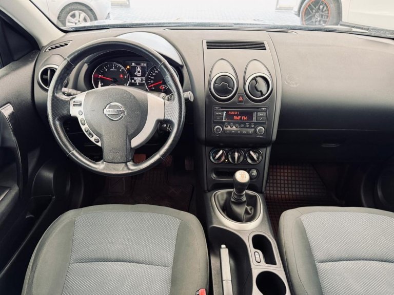 nissan IMG-20250603-WA0130
