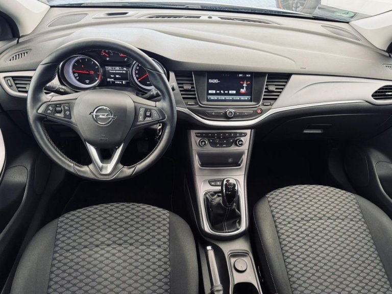 Opel Astra IMG-20250604-WA0010
