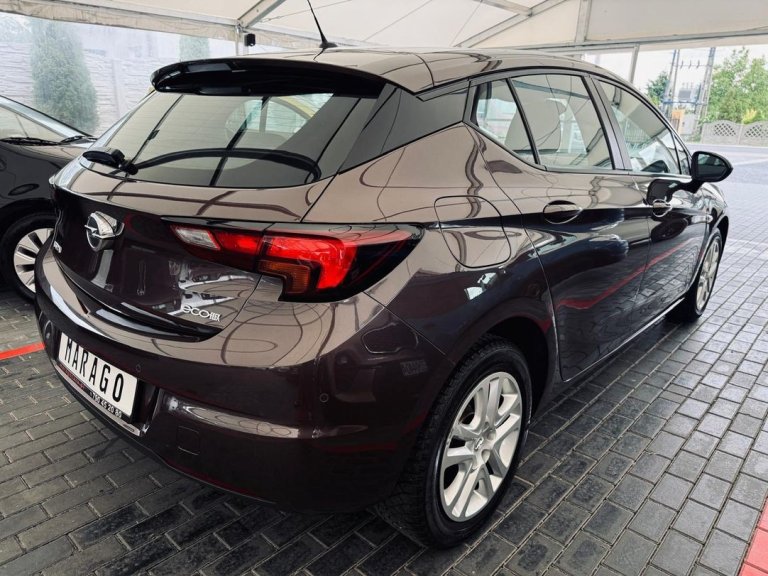 Opel Astra IMG-20250604-WA0031