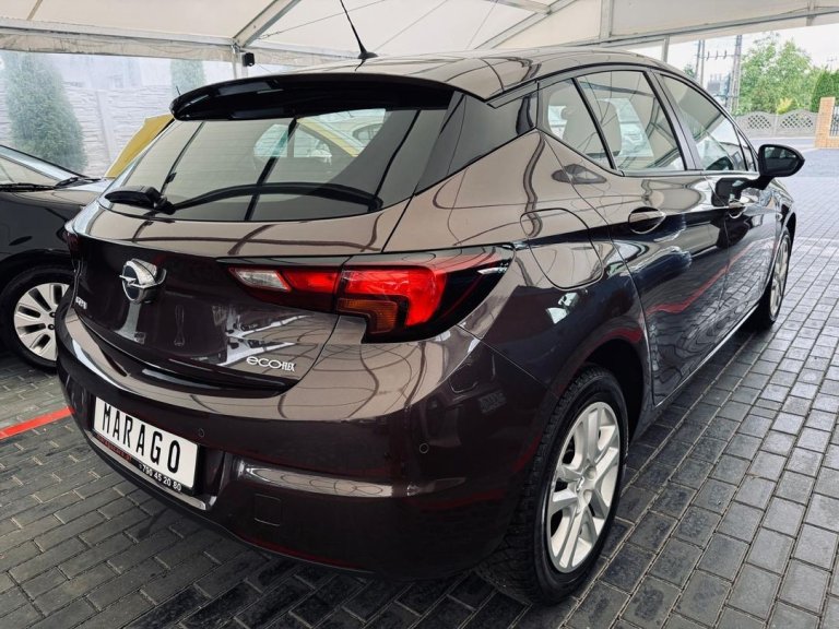 Opel Astra IMG-20250604-WA0032
