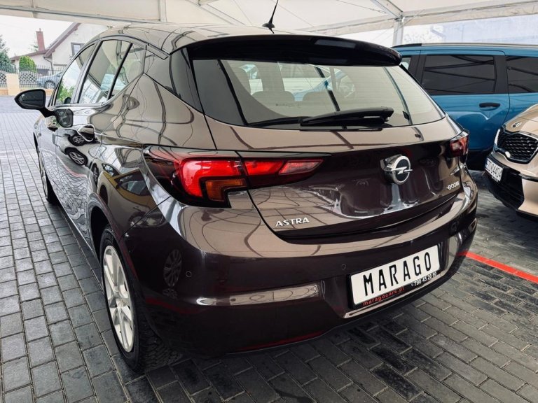 Opel Astra IMG-20250604-WA0035