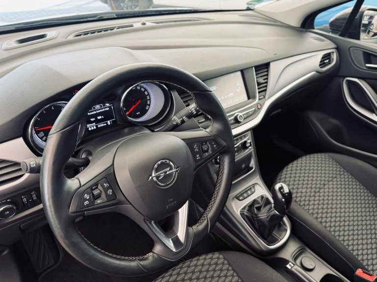 Opel Astra IMG-20250604-WA0003