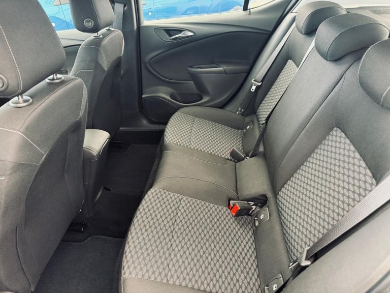 Opel Astra IMG-20250604-WA0006
