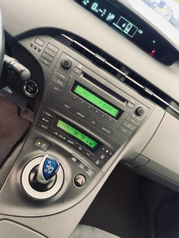 Toyota Prius 11