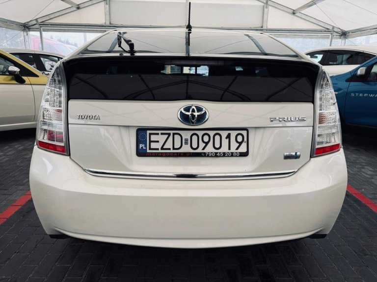 Toyota Prius 18
