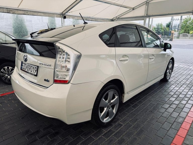 Toyota Prius 20