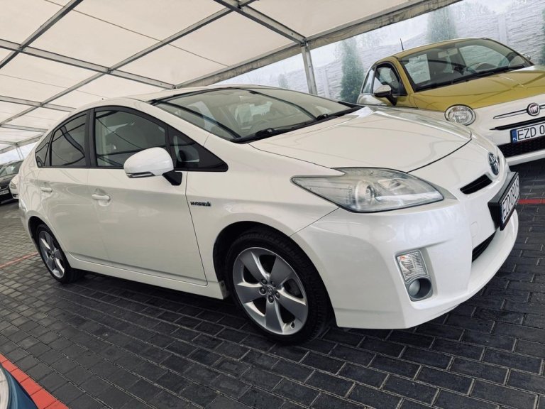 Toyota Prius 22