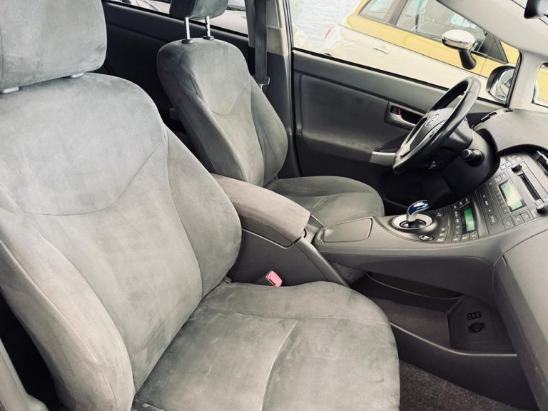 Toyota Prius 5