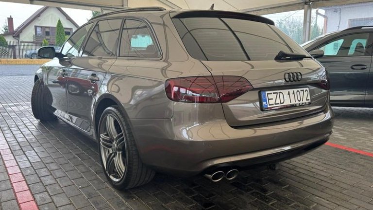 audi-a4-avant-2014 (19)