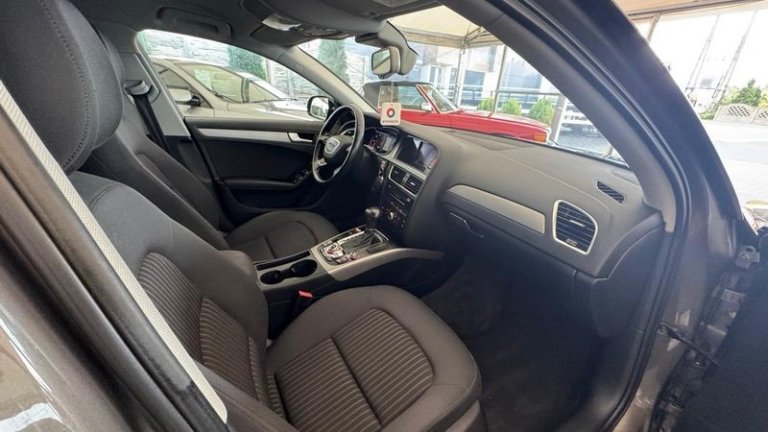 audi-a4-avant-2014 (22)