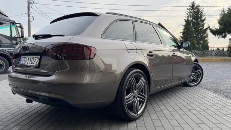 audi-a4-avant-2014 (34)