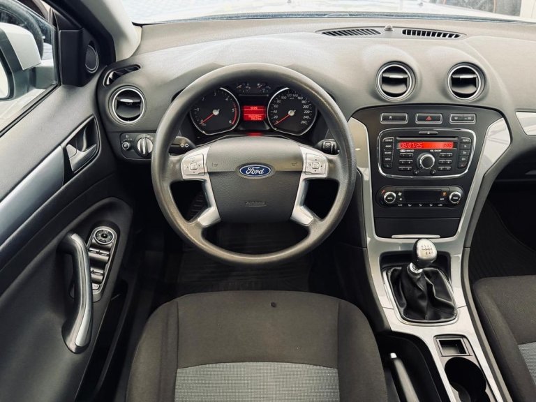 Ford Mondeo IMG-20250709-WA0072