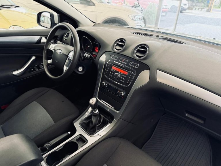 Ford Mondeo IMG-20250709-WA0080