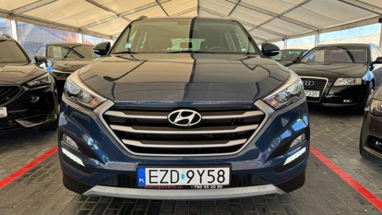 hyundai-tucson-blue-1-6-gdi-2wd-navi (25)
