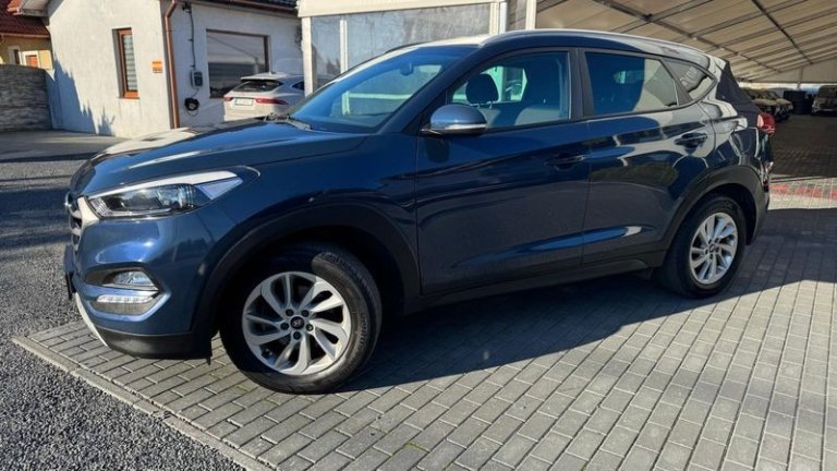 hyundai-tucson-blue-1-6-gdi-2wd-navi (3)