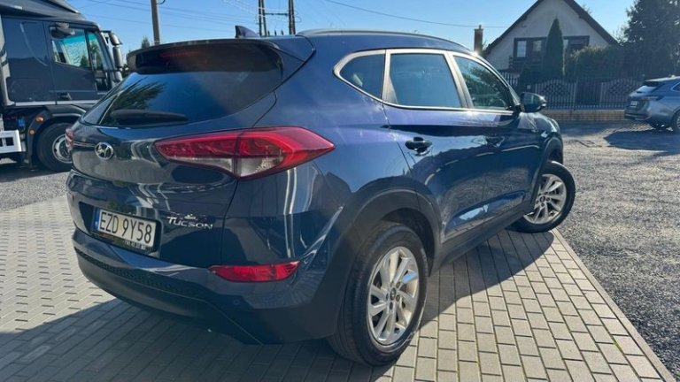 hyundai-tucson-blue-1-6-gdi-2wd-navi (4)
