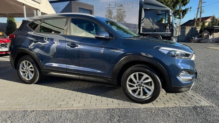 hyundai-tucson-blue-1-6-gdi-2wd-navi (7)