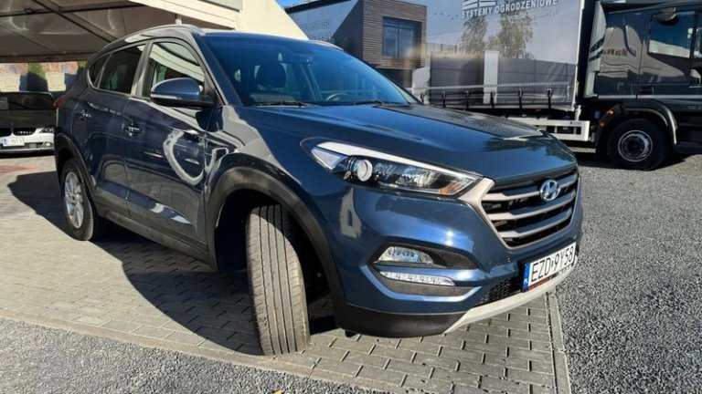 hyundai-tucson-blue-1-6-gdi-2wd-navi (8)