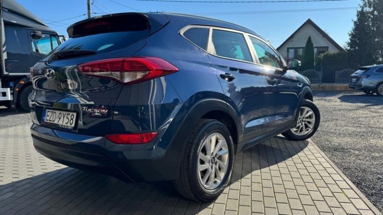 hyundai-tucson-blue-1-6-gdi-2wd-navi (9)