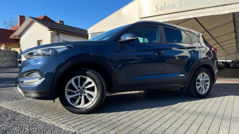 hyundai-tucson-blue-1-6-gdi-2wd-navi (1)