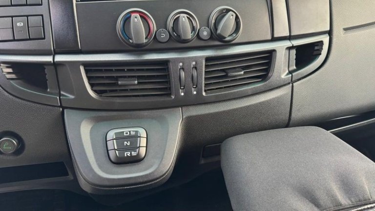 iveco-eurocargo-mli-160e28-p-evie (33)