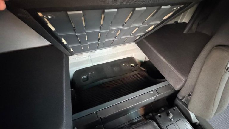 iveco-eurocargo-mli-160e28-p-evie (38)