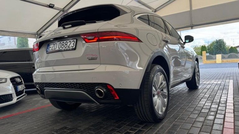 jaguar-e-pace-d180-awd-s-2018 (10)