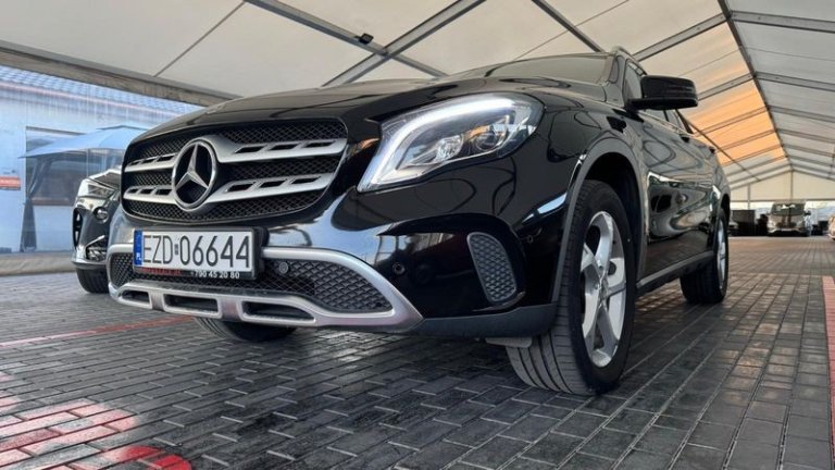 mercedes-benz-gla-13