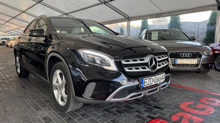 mercedes-benz-gla-15