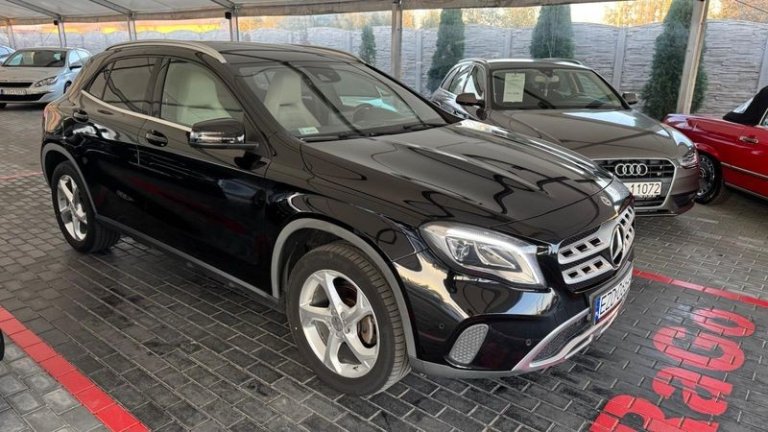 mercedes-benz-gla-17