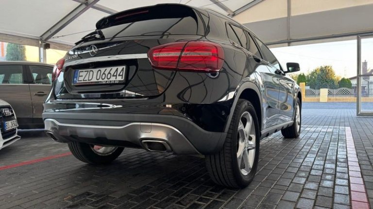 mercedes-benz-gla-19