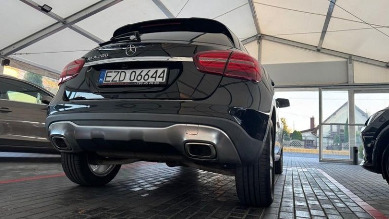 mercedes-benz-gla-20