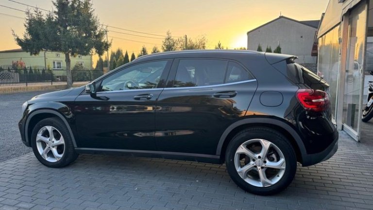 mercedes-benz-gla-40