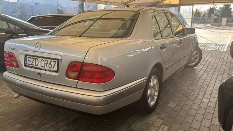 mercedes-benz-klasa-e-1998 (18)