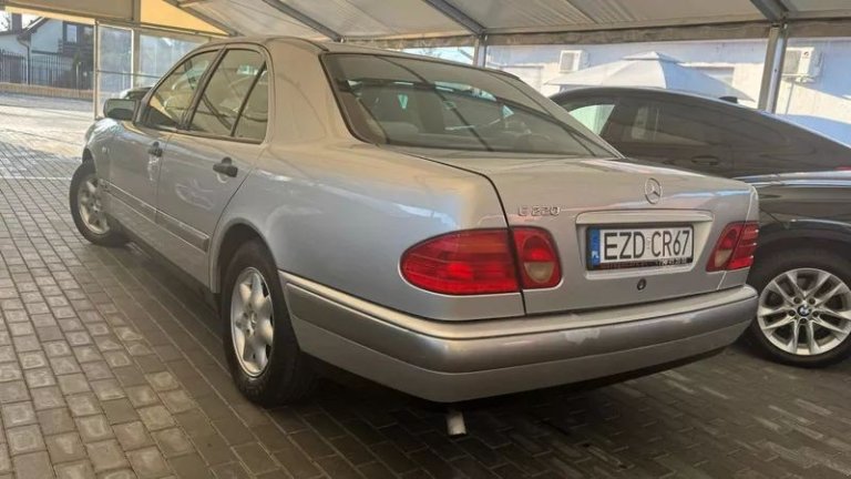 mercedes-benz-klasa-e-1998 (25)